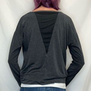 GAP GapFit Breathe Women's Athletic Shirt Dark Charcoal Grey Gray M Med Medium